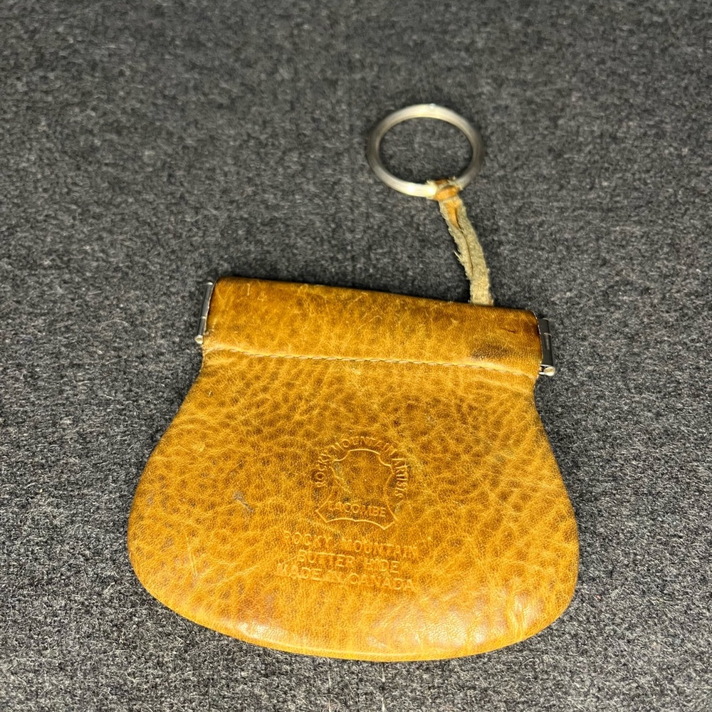 Vintage Rocky Mountain Artists Butter Hide Coin Pouch Wallet